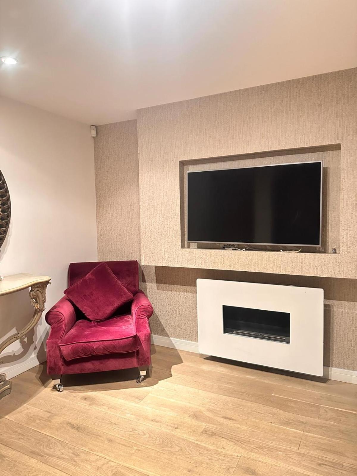 Spacious Central London Flat - 2Bhk المظهر الخارجي الصورة